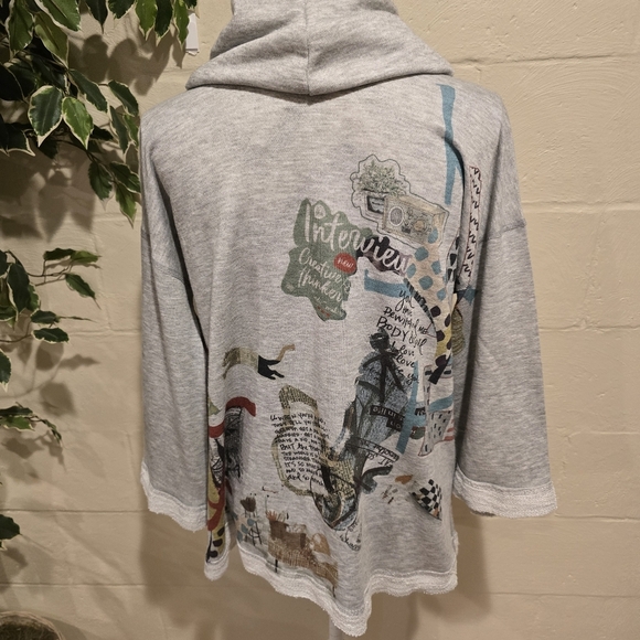 INOAH Cowl Neck Career Art Sweatshirt Size Medium 3/4 Bell Sleeve Grey. - Picture 3 of 10